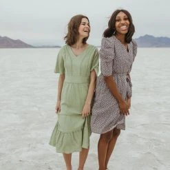 Piper & Scoot The Zilles Puff Sleeve Floral Dress In Lavender + Black