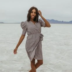 Piper & Scoot The Zilles Puff Sleeve Floral Dress In Lavender + Black