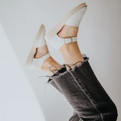 Shoes Piper & Scoot: The Kylee Mary Jane Platform Leather Sandal In Salt