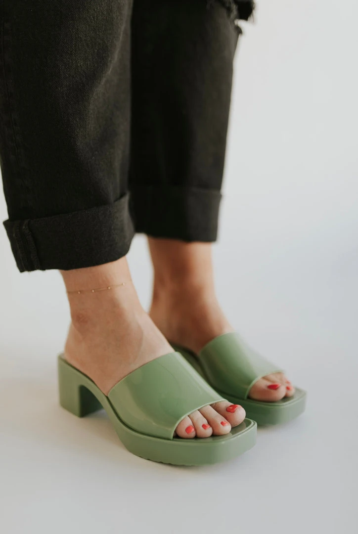 Piper & Scoot Matisse: Wade Heel In Jade