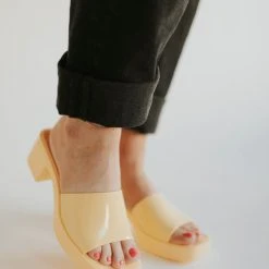 Piper & Scoot Matisse: Wade Heel In Yellow