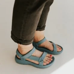 Piper & Scoot Teva: Hurricane Drift In Stillwater Shoes