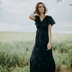 P+S Exclusives Piper & Scoot: The Theater Detail Maxi Dress In Navy