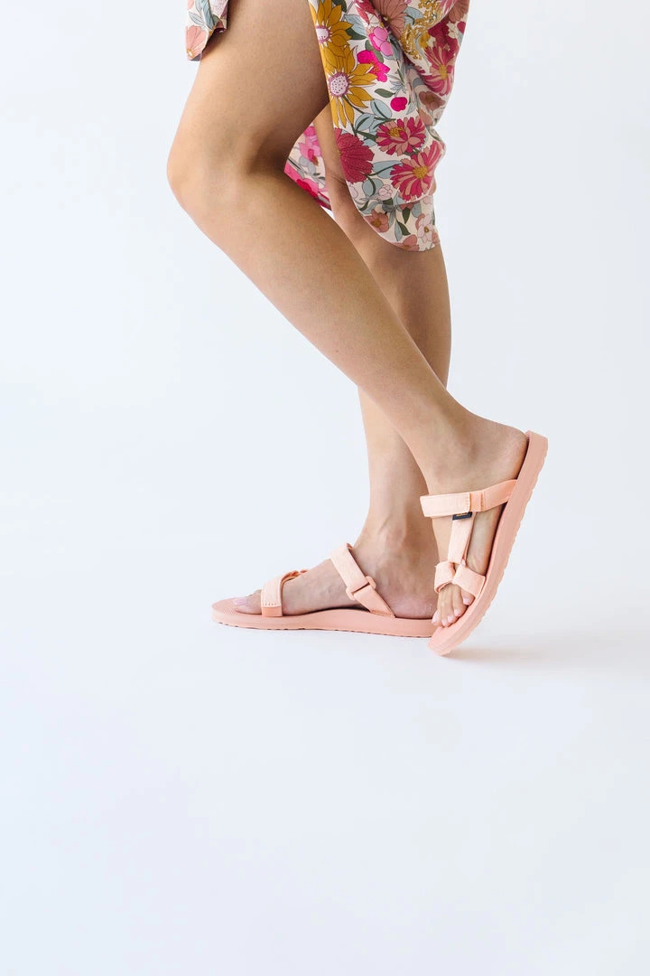 Piper & Scoot Teva: Universal Slide In Beach Sand