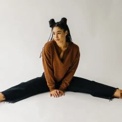 Piper & Scoot The Julius V-Neck Sweater In Chocolate