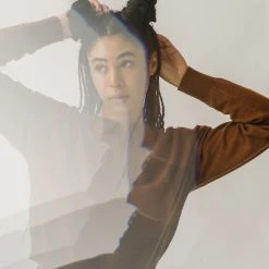 Piper & Scoot The Julius V-Neck Sweater In Chocolate