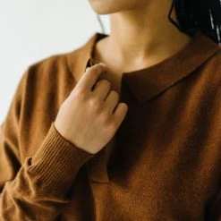 Piper & Scoot The Julius V-Neck Sweater In Chocolate