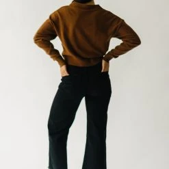 Piper & Scoot The Julius V-Neck Sweater In Chocolate