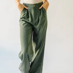 Piper & Scoot The Jorah Pleated Trouser In Olive