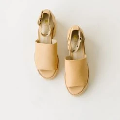 Piper & Scoot Seychelles: United Studs Sandal In Vacchetta Leather Shoes