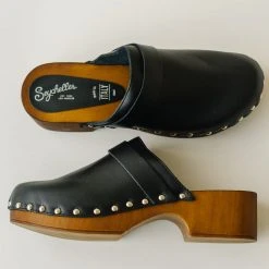 Piper & Scoot Seychelles: Loud And Clear Heels In Black Shoes