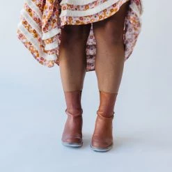 Piper & Scoot Shoes Free People: Essential Chelsea Boot In Whiskey