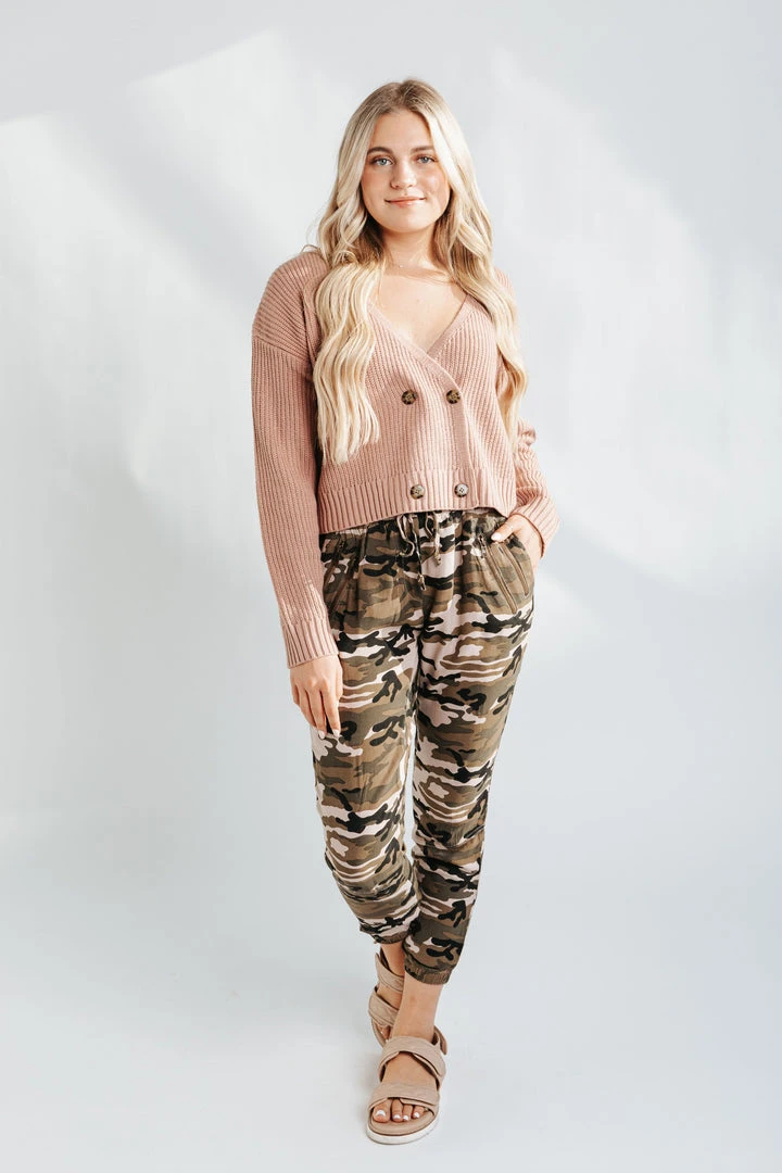 Piper & Scoot Bottoms + Jumpsuits The Michael Jogger Pant In Taupe Camo