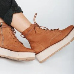 Piper & Scoot Dolce Vita: Tig Boots In Dark Brown