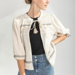 Piper & Scoot Tops The Venablo Tassel Detail Top In Cream