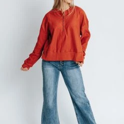 Piper & Scoot The Elle Textured Top In Rust Tops