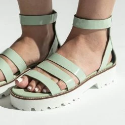 Piper & Scoot Shoes Seychelles: Nightlife Sandal In Cucumber