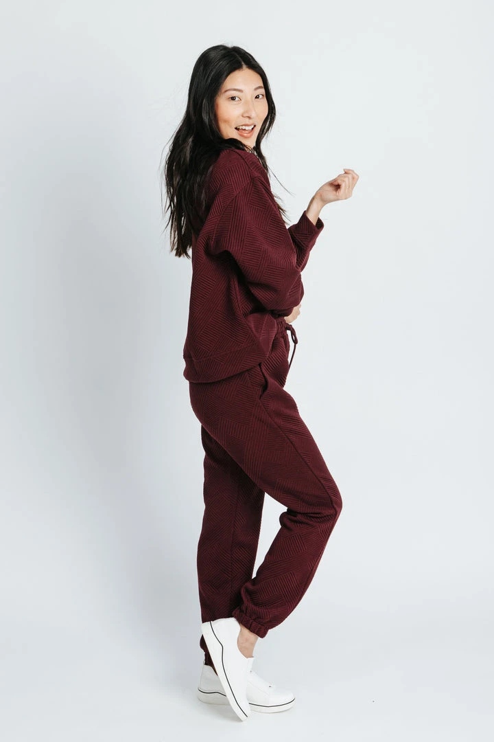 Piper & Scoot The Hailey Textured Jogger In Burgundy