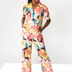 Piper & Scoot The Sander Floral Zipper Front Pants In Pink Bottoms + Jumpsuits