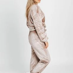 Piper & Scoot Bottoms + Jumpsuits The Symone Velour Jogger In Dusty Lavender