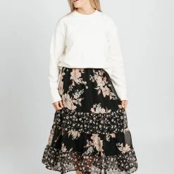 Piper & Scoot The Silvia Textured Pullover In Cream