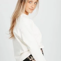 Piper & Scoot The Silvia Textured Pullover In Cream