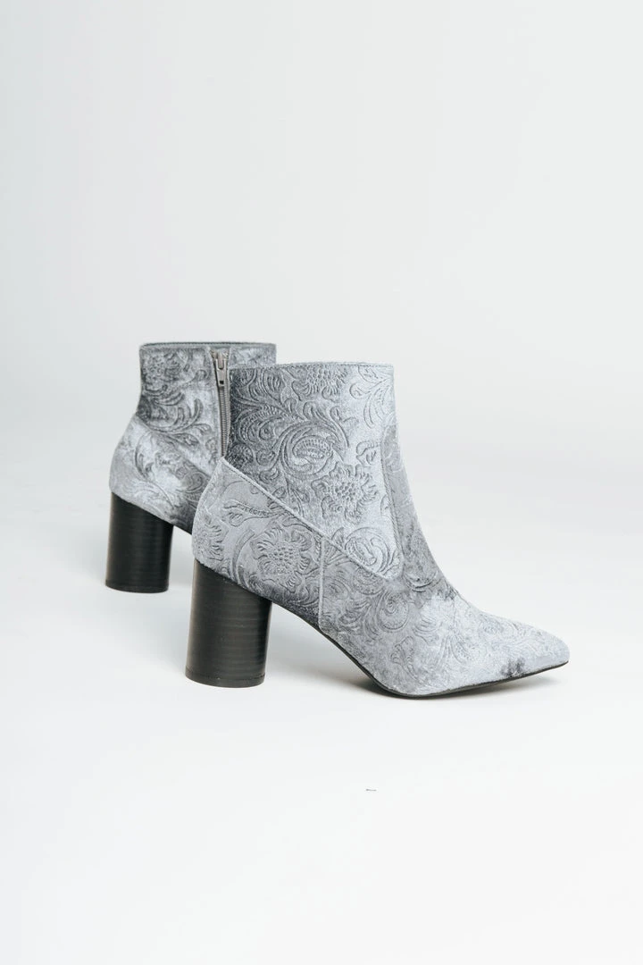 Piper & Scoot Shoes Matisse: Alana Ankle Boot In Grey