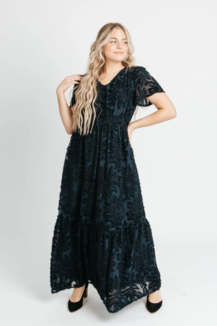 P+S Exclusives Piper & Scoot: The Theater Detail Maxi Dress In Navy