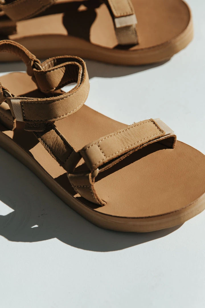 Piper & Scoot Shoes Teva: Midform Universal Leather In Desert Sand