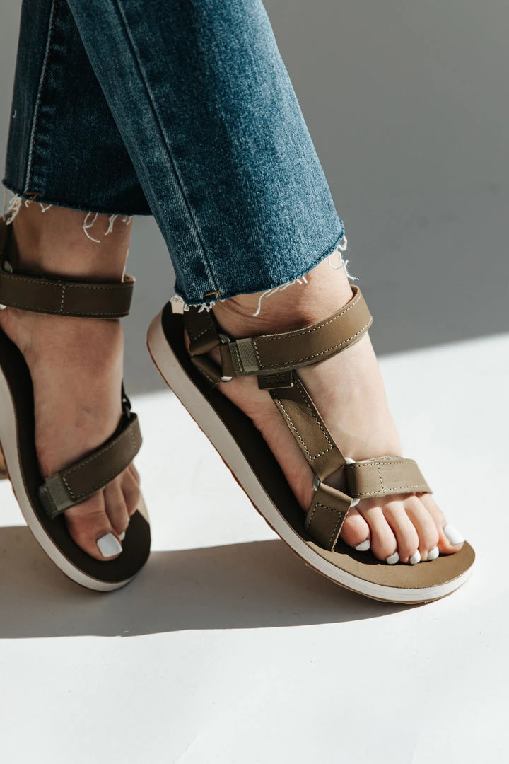 Piper & Scoot Shoes Teva: Original Universal Leather In Aloe