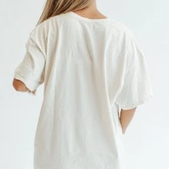 Piper & Scoot Tops The Queen Jazz Tour Tee In Off White