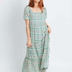 Piper & Scoot Dresses The Zora Plaid Puff Sleeve Maxi Dress In Kelly Green