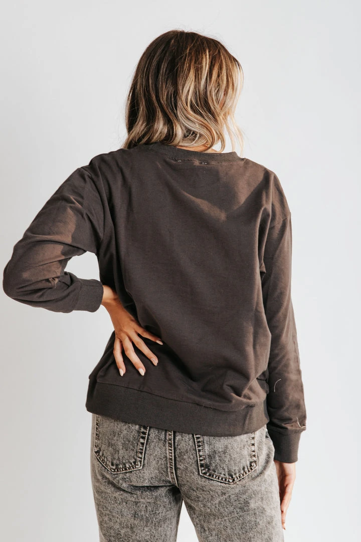 Piper & Scoot The New York Graphic Crewneck In Charcoal Tops