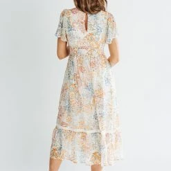 Piper & Scoot Dresses The Kinsley Chiffon Midi Dress In Cream Floral