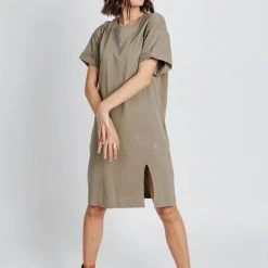 Piper & Scoot The Tyler Casual Dress In Olive