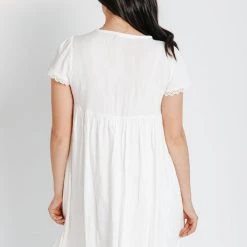 Piper & Scoot The Roberson Tie Detail Dress In White Dresses