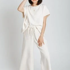 Piper & Scoot Tops The Lenny Textured Top In Cream