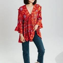 Piper & Scoot Tops The Bainbridge Babydoll Blouse In Scarlet