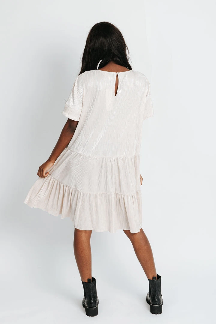 Piper & Scoot Dresses The Arabella Shimmer Tiered Dress In Cream