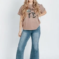 Piper & Scoot Tops The Great Lakes Graphic Tee In Mauve