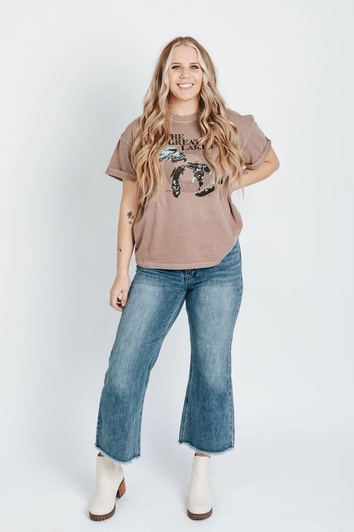 Piper & Scoot Tops The Great Lakes Graphic Tee In Mauve