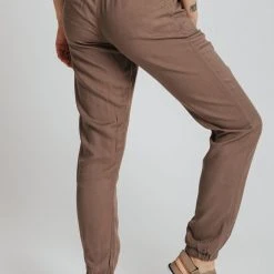 Piper & Scoot The Junie Drawstring Jogger In Cocoa Bottoms + Jumpsuits