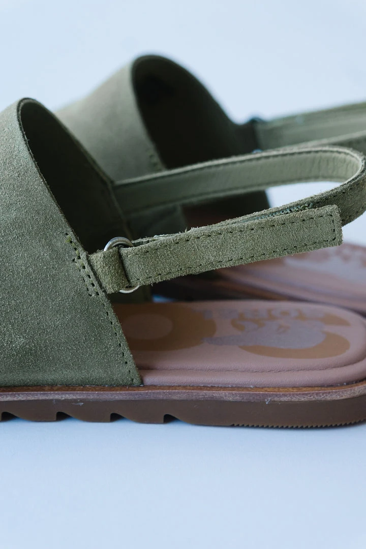Piper & Scoot SOREL: Ella II Slingback Sandal In Olive Shade + Chalk