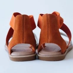 Piper & Scoot SOREL: Ella II Sandal In Desert Sun + Chalk