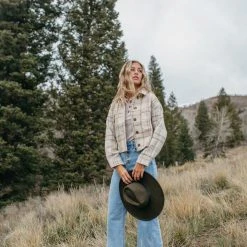 Piper & Scoot The Caden Ribbed Polo In Taupe