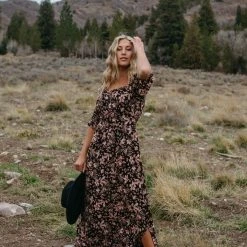 Dresses Piper & Scoot: The Maine Floral Maxi Dress In Black