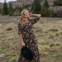 Dresses Piper & Scoot: The Maine Floral Maxi Dress In Black