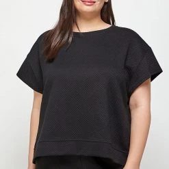 Piper & Scoot The Lenny Textured Top In Black Tops