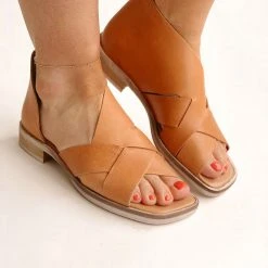 Piper & Scoot Free People: The Sun Valley Sandal In Natural