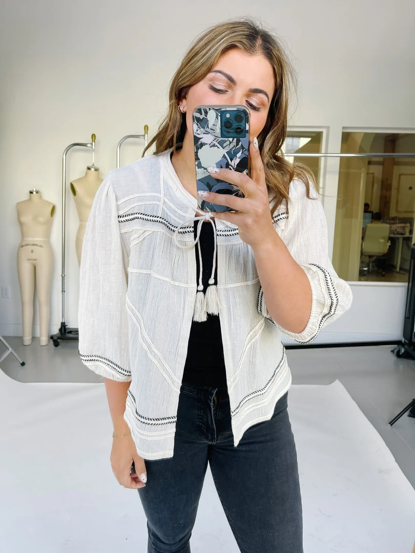 Piper & Scoot Tops The Venablo Tassel Detail Top In Cream